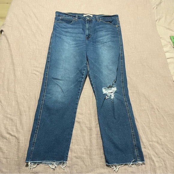 Levi Wide Leg Distressed Raw Hem Jeans Plus Size 16 Relaxed Baggy Boyfriend - Picture 2 of 8